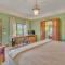 Cypress House & Studio, Walk to Healdsburg Plaza home - Healdsburg