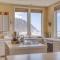 Oceanfront Retreat - Meredith Lodging