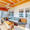 Lakeshore Living