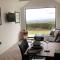 The Cabin at Barnstormers, luxury woodland setting