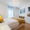 Sunshine apartment by Ammonite&Cо