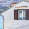 Seafront Baska Apartment
