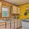 2 Decks and Views Spruce Pine Cabin on 8 Acres - Spruce Pine