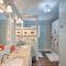 Renovated Carnegie Cottage - Walk to Dtwn!