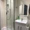 Luxury Refurbished 2 Bedroom Regency Apartment - 切尔滕纳姆