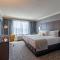 Best Western Premier Airport/Expo Center Hotel
