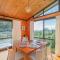 Beach Lovers Bach - Hahei Holiday Home