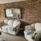 The Junction Estate COOL CALM COZY A Home N Host Property