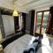 Charming Cottage in Chateau les Roches gardens