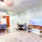 Laketown Wharf 736 By Aneliya