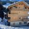 Meribel Centre La Chaudanne, real ski in and out, 3 bedrooms 2 bathrooms newly renovated, Chalet lÉpervière