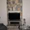 Cheerful 2-Bedroom, 2 bath with private parking - فايتفيل