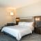 Holiday Inn Express & Suites Charlottesville by IHG - 夏洛茨维尔