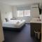 Carlton Suites