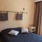 Hôtel et Restaurant Le Manoir - Echangeur A7-A9 - 24h-24h
