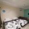 Rustic one bedroom unit for 4pax by Jomy Management - Lumut
