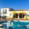 Elegant villa with sea view in Loulé + private pool Elegant villa with sea view in Loulé + private pool