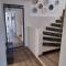 Hall 92 Quartos com WC em moradia com piscina A-das-Lebres Loures