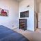 Charming Dtwn Holland Escape Above Crust 54! - Holland