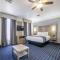 Days Inn & Suites by Wyndham Webster NASA-ClearLake-Houston - Webster