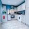 Spacious Modern Chester Home - Great Location