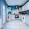 Spacious Modern Chester Home - Great Location
