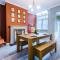 Spacious Modern Chester Home - Great Location