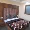 Hotel Zoon Dabb Srinagar airport kashmir