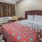 Econo Lodge Waco North I-35