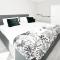 Heathfield House by YourStays - Four Bedroom House in Crewe
