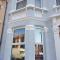 Burney Tomar House