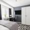 Spacious and Modern 4 Bed Apartment next to Borough Station - London