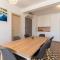 Sea View Luxury Apartment