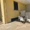 Victoria Palace Apartment - parcheggio-veranda - by Click Salento