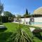 Mas Beau Soleil & Spa Cottages de Charme avec Jacuzzi&Jardin Privés - Saint-Rémy-de-Provence