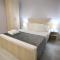 Vision 4 Ksamil Villa Apartments and Rooms - 卡萨米尔