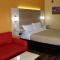 Home Town Inn & Suites