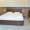 HOTEL RATHNA RESIDENCY