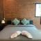 Baan Tonjaeng B&B