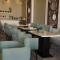 Clowzer Hotel