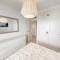 SEAFRONT Apartment with Direct Access to the BEACH - Torremolinos