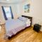 Two Fully Equipped Apartments and a Studio 5 miles from the beach - سانت بطرسبرغ