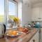 Arallt Holiday Cottage