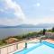 Lakeview apartment in Oggebbio with swimming pool