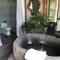 Grand Serene Lakeside Bali Style Villa - 塞贝维