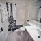 LuxQuarters Kitimat River Suite