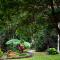Honeybee House Cottage in the Rainforest