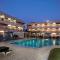 Dias Studios & Suites