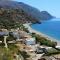 Hani Kastania - Chania retreat for families and groups for holidays and workshops - Sémpronas