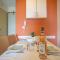 Studio Le Village - E1 121 by Interhome